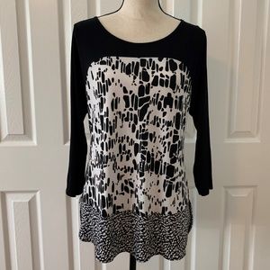 New Direction Zip Back Tunic - NWOT